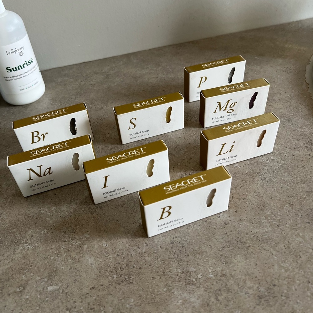 Seacret mineral soaps